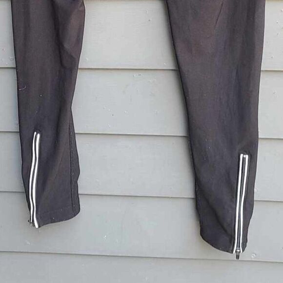 Nike Black Dri Fit Leggings with Zip Up Ankles size Large - Picture 4 of 8